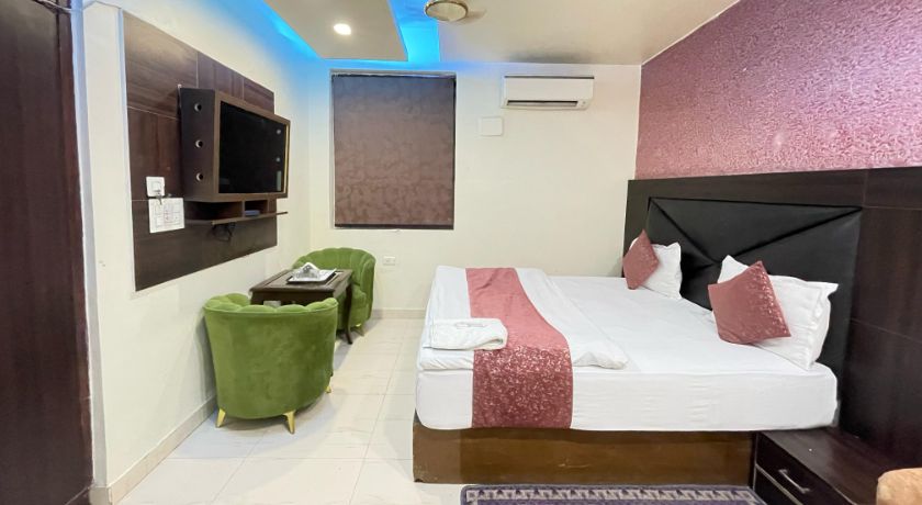 Neptune Residency in Delhi