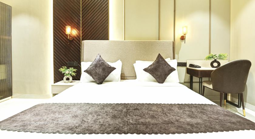 Saltstayz Select - Pitampura in Delhi