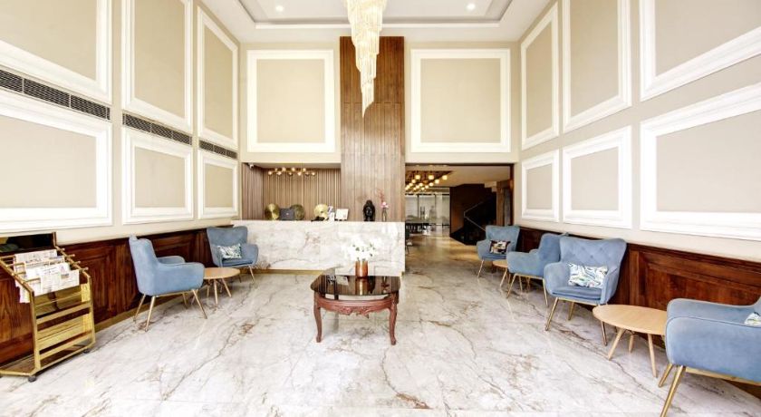 Saltstayz Premier - Cyber Hub in Gurgaon