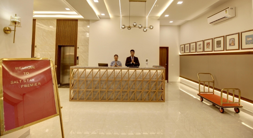 Saltstayz Premier - Golf Course Extension Road in Gurgaon