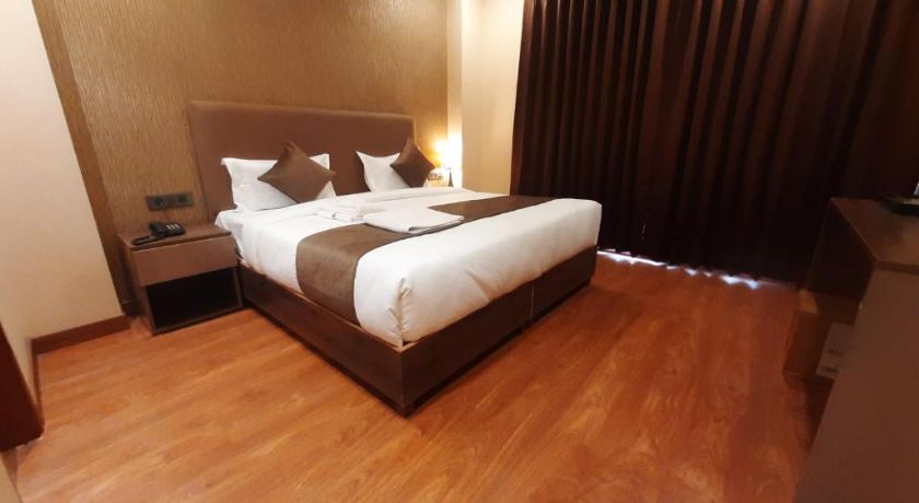 Hotel RG Blest Park in Delhi