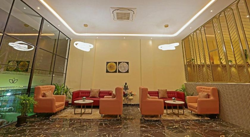 Grand Continent Hotel Gachibowli in Hyderabad