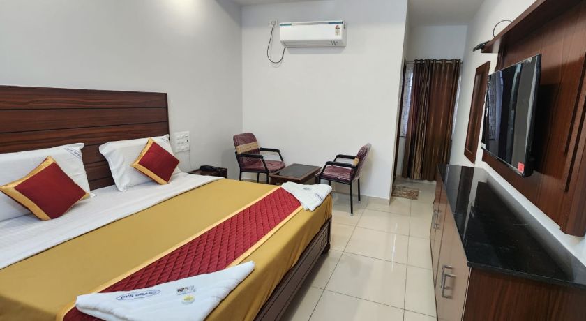 Hotel DVR Grand in Guntur
