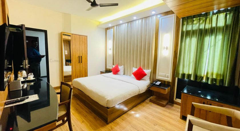 Grand Ffour in Delhi