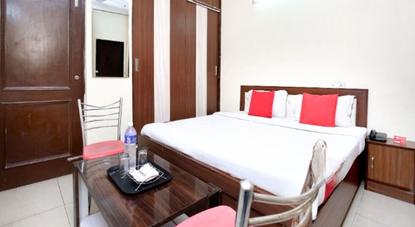 Gaurav Resort in Zirakpur