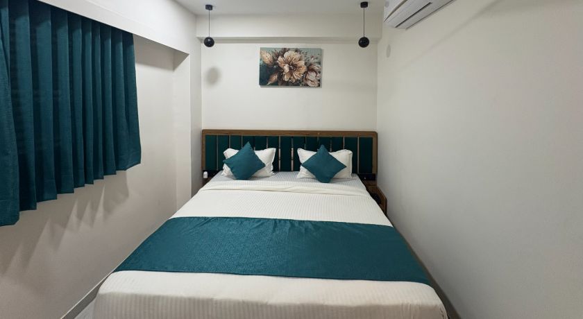 i Hotel in Ahmedabad