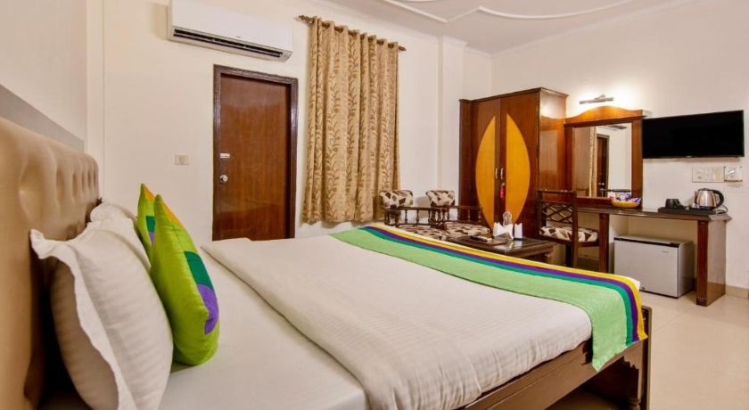 Treebo Paras International in Delhi