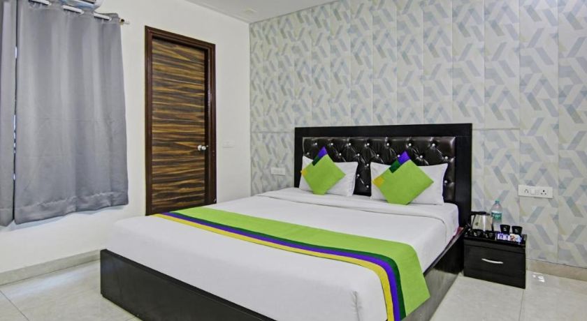 Treebo Modern Stays in Noida