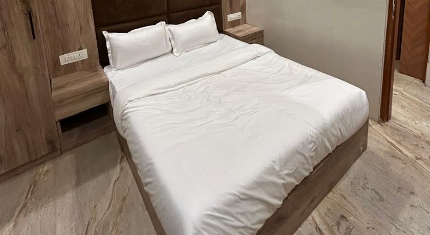 New Hotel Firdous in Mumbai