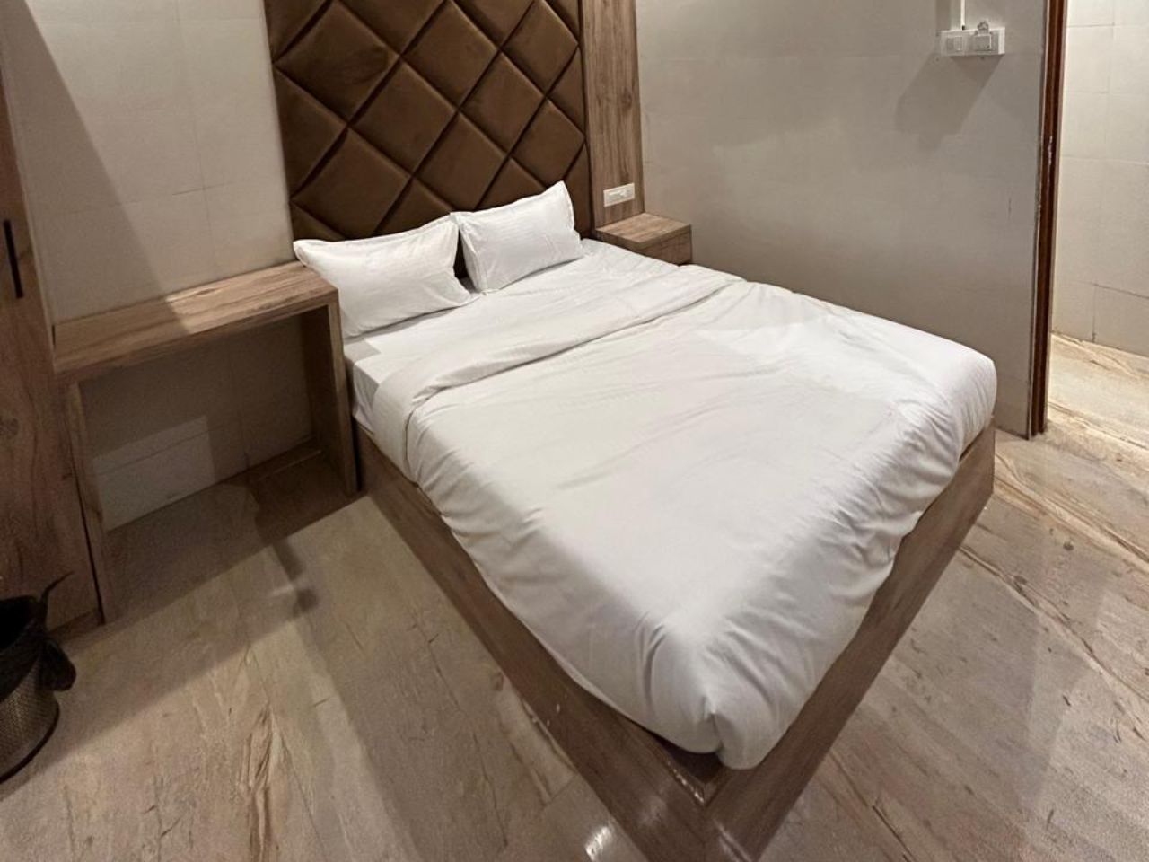 New Hotel Firdous in Mumbai