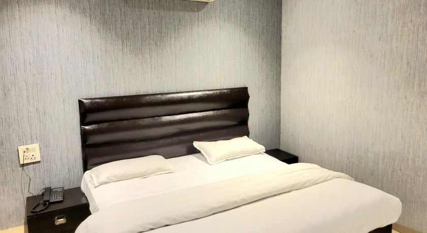 Solitaire Hotel in Delhi