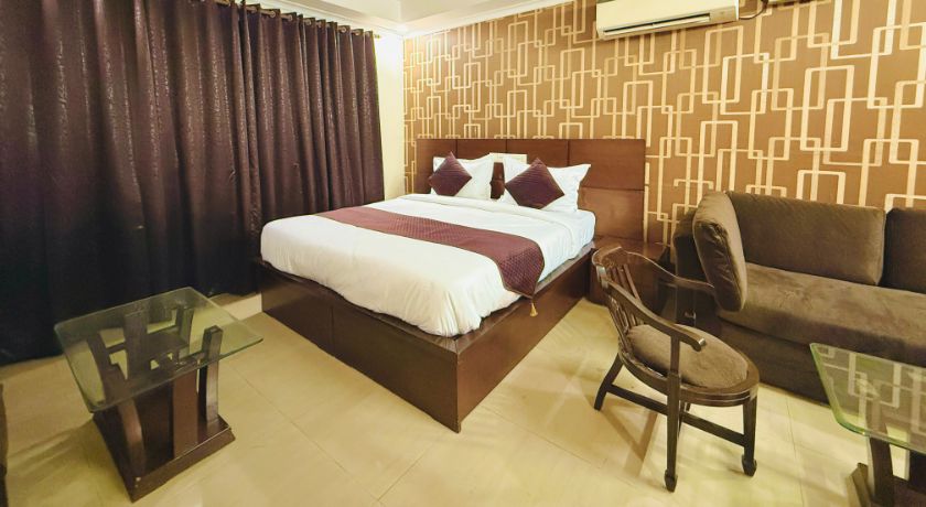 The Luxe JPM in Delhi