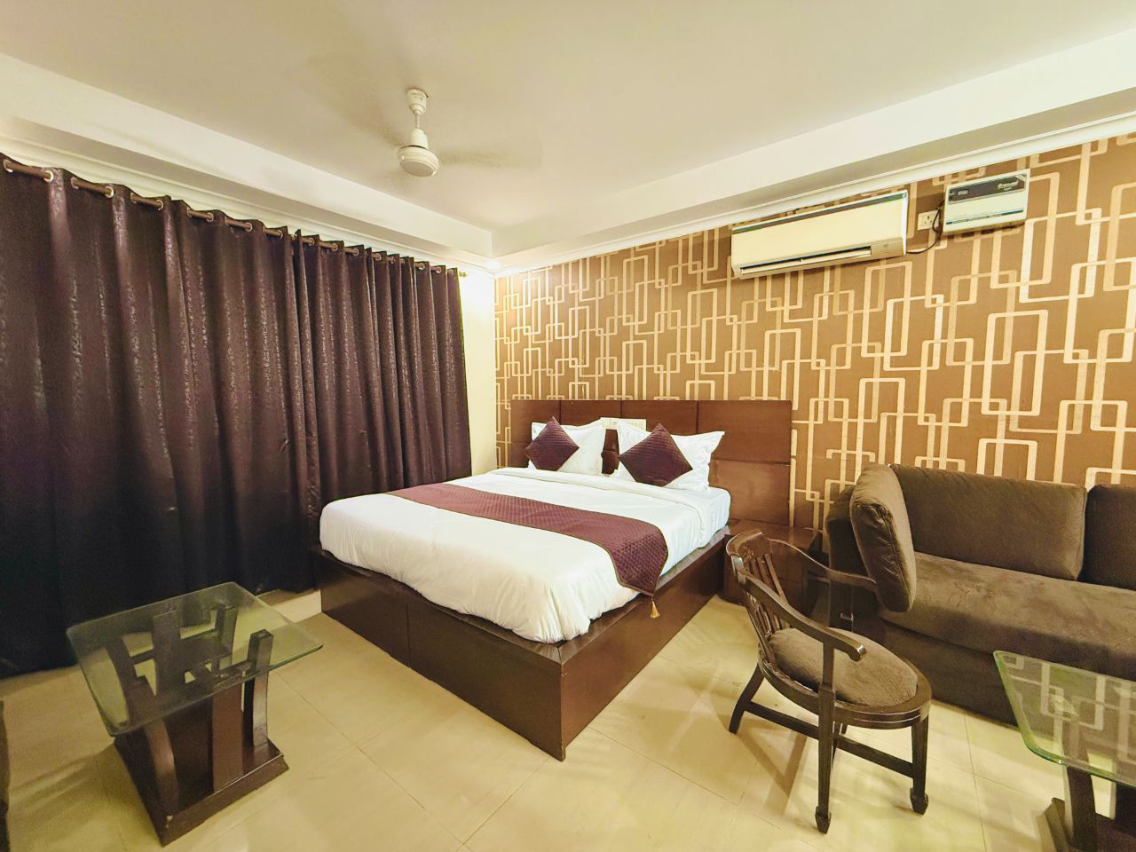 The Luxe JPM in Delhi