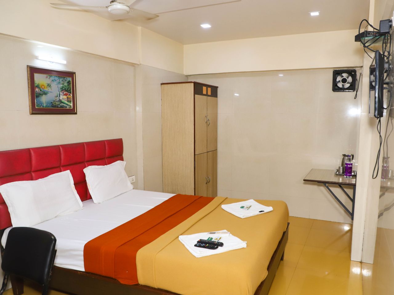 Maharashtra Guest House in Thane
