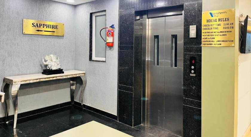 Hotel Western Blu Inn in Delhi