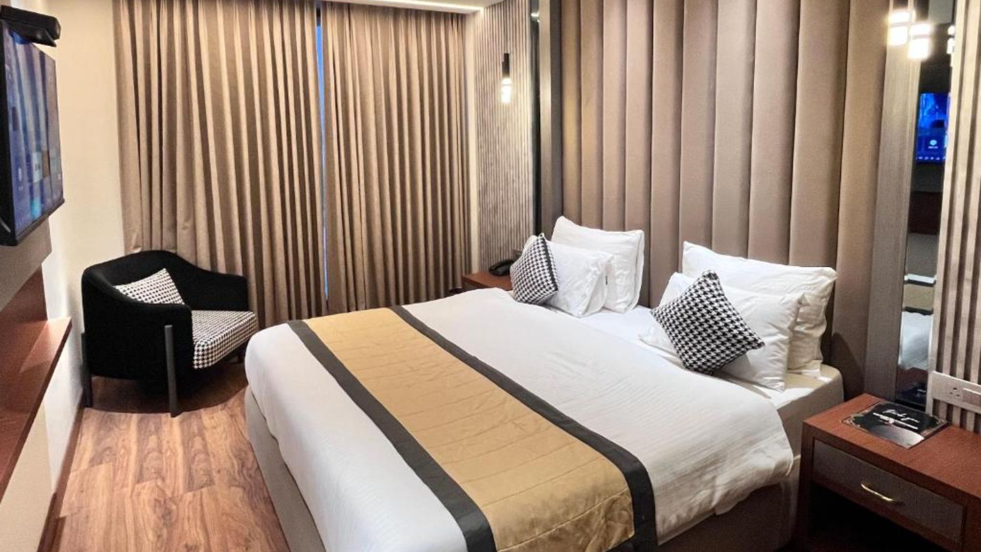 Western Blu in Delhi