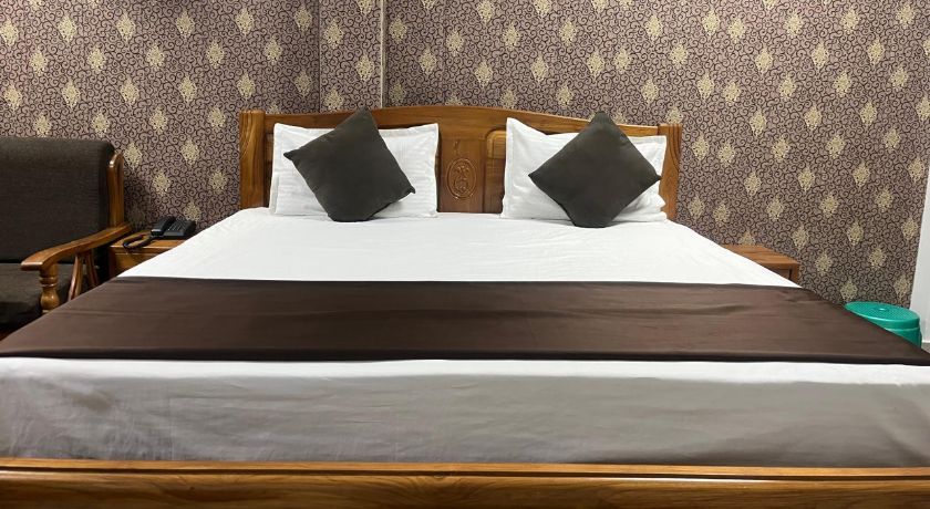 Hotel Master Price Inn in Lucknow