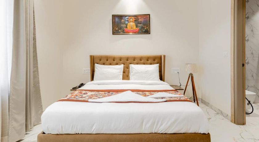 Lime Tree BNB | Pari Chowk in Noida