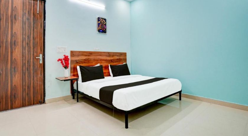 Hotel Soho 51 in Noida