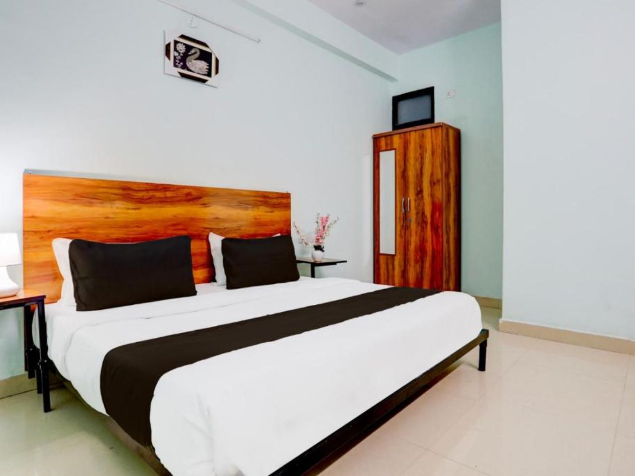 Hotel Soho 51 in Noida