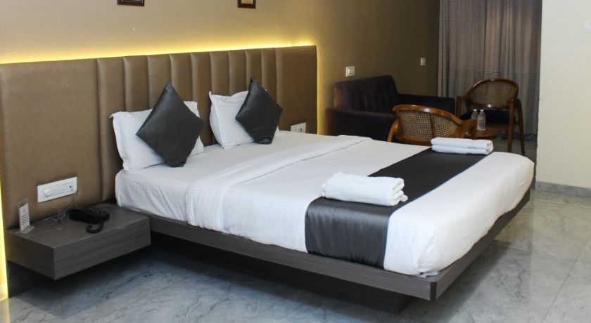 Hotel Aarush Residency in Navi Mumbai