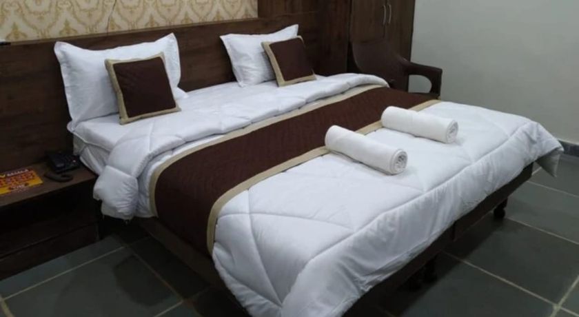 Hotel Lux Inn in Udaipur