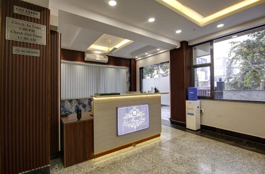 Hotel La Mirage Suite in Noida