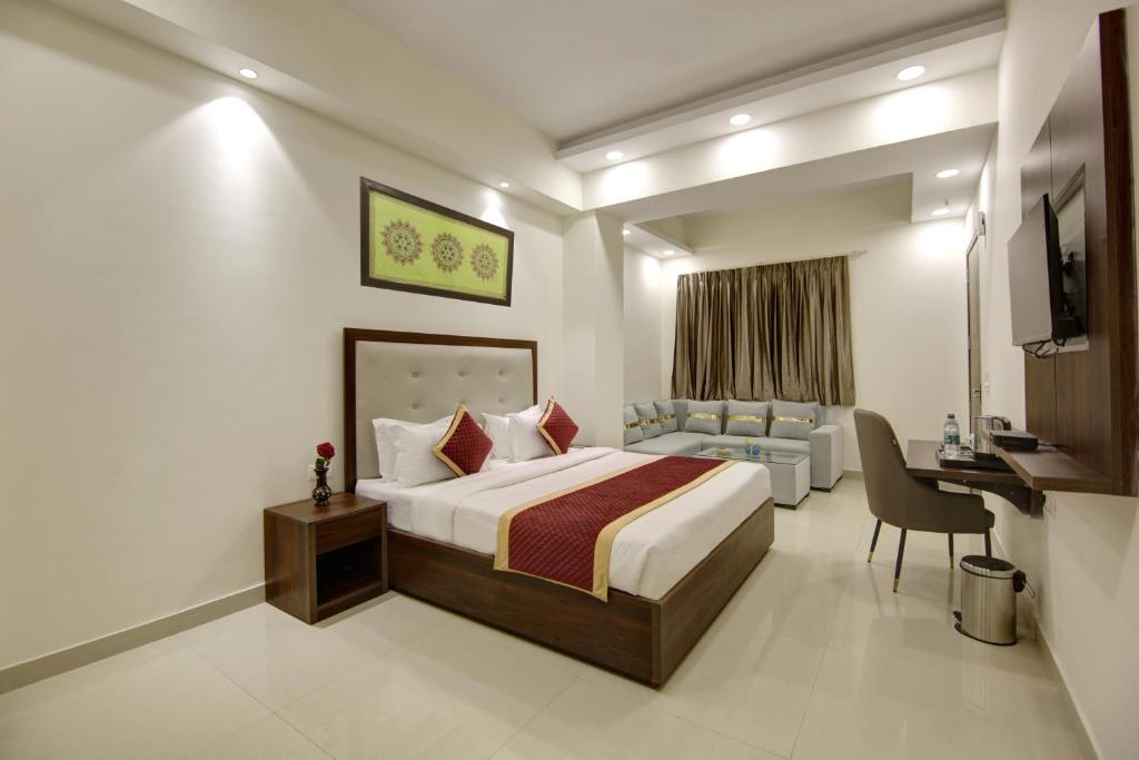 Hotel La Mirage Suite in Noida