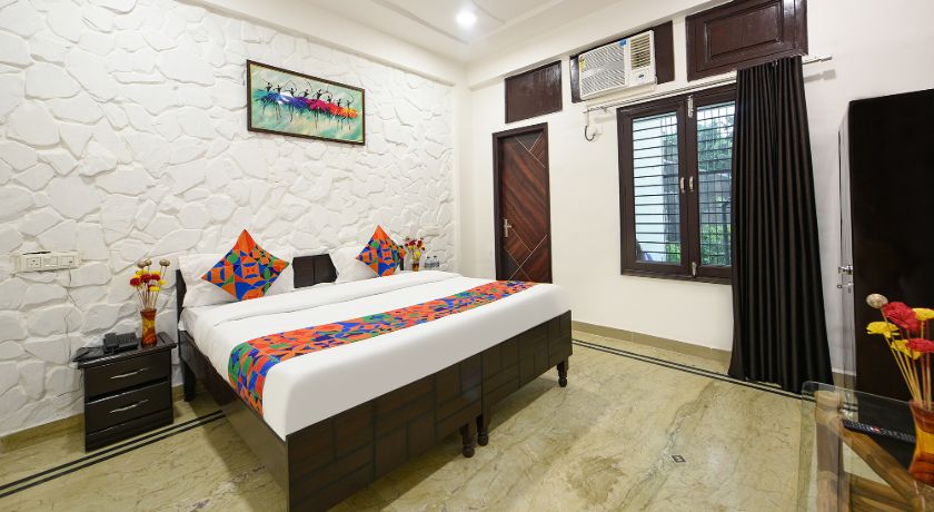 Hotel Silver Stone in Noida