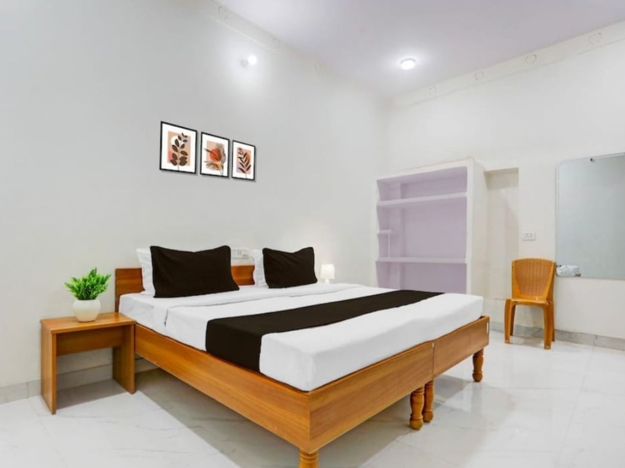 Hotel Gangotri in Varanasi