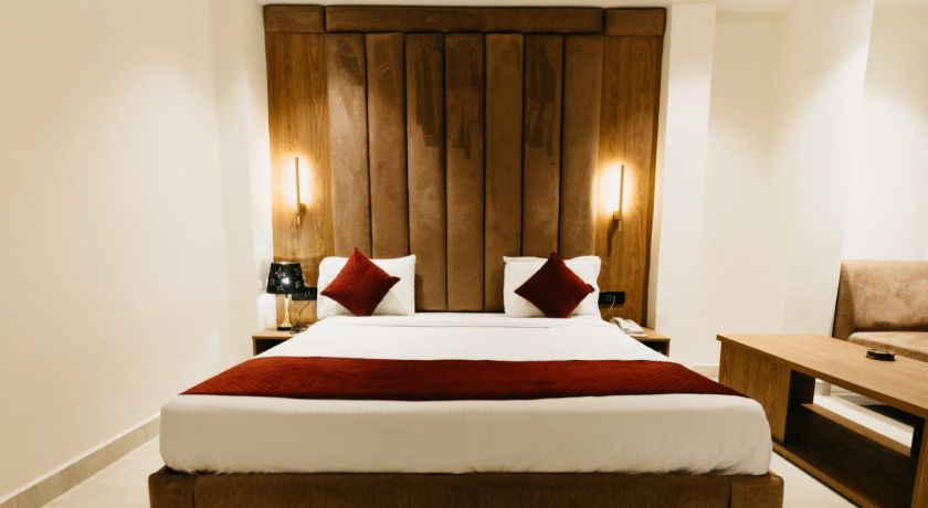 SS4 Crystals in Lucknow