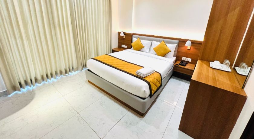 Sterling Wood Hotel in Bangalore