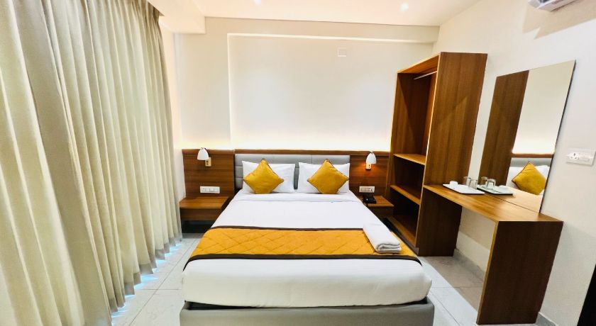 Sterling Wood Hotel in Bangalore