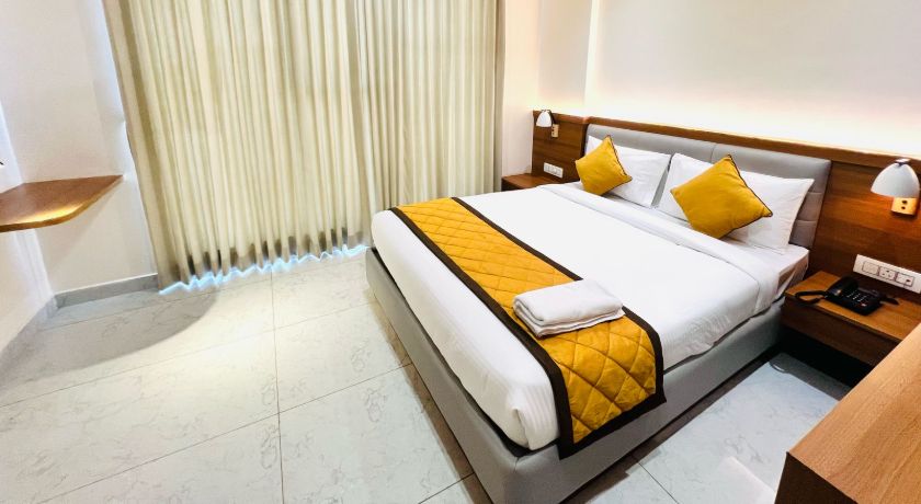 Sterling Wood Hotel in Bangalore