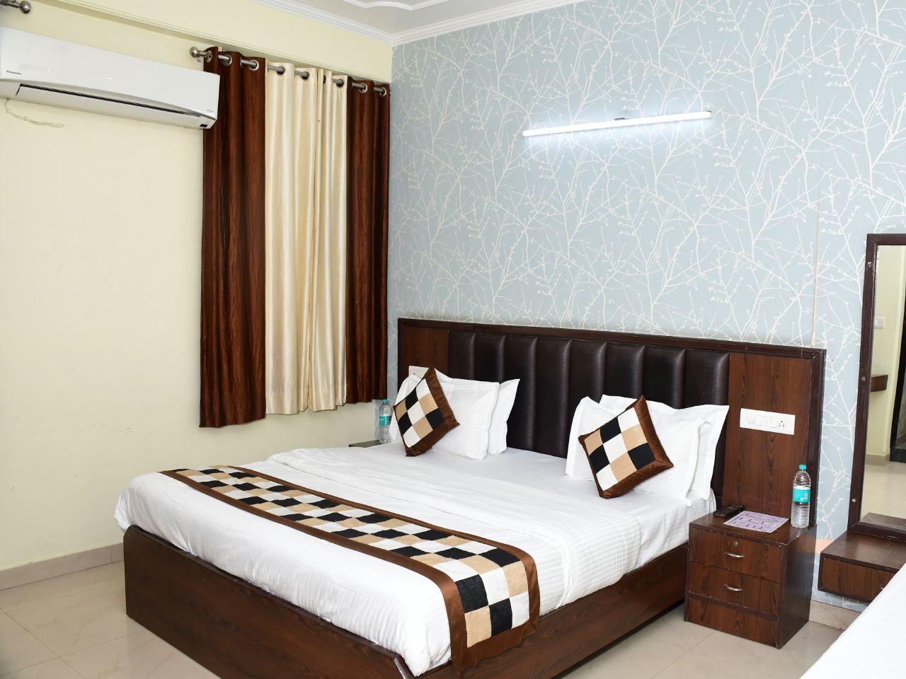 Hotel Royal Inn in Jaipur