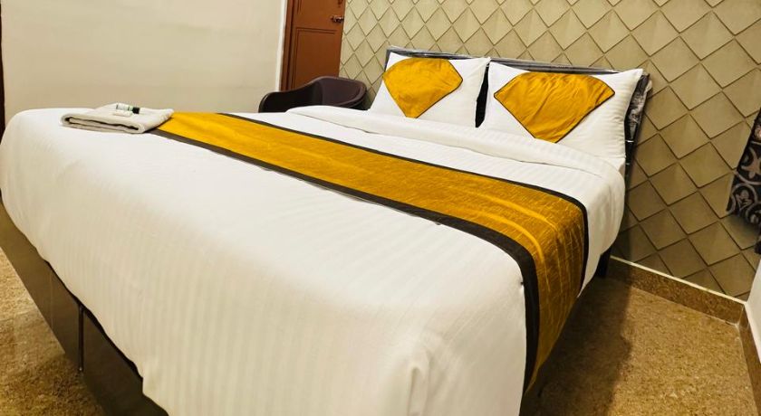 Hotel Golden Inn in Bangalore