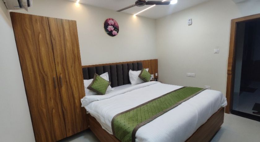 Hotel KK Grand in Vijayawada