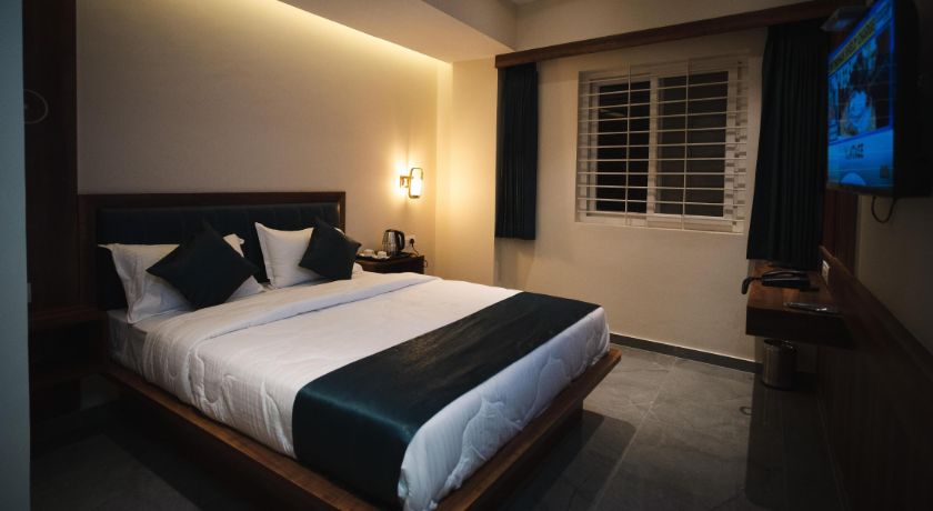 Hotel Aasare Inn in Bangalore