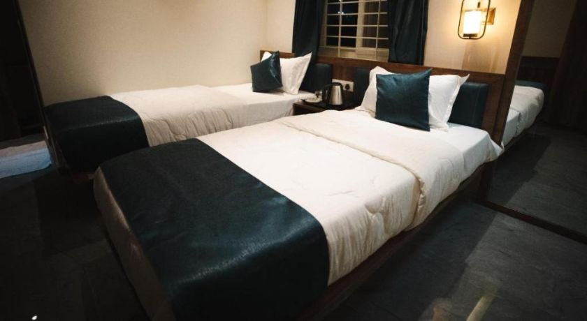 Hotel Aasare Inn in Bangalore