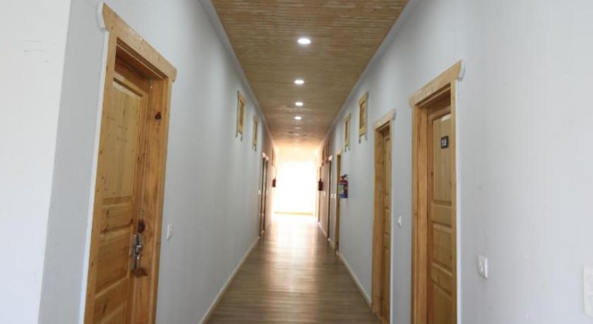 Le ROI Floating Huts and Eco Rooms in Tehri