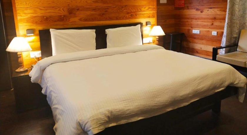 Le ROI Floating Huts and Eco Rooms in Tehri