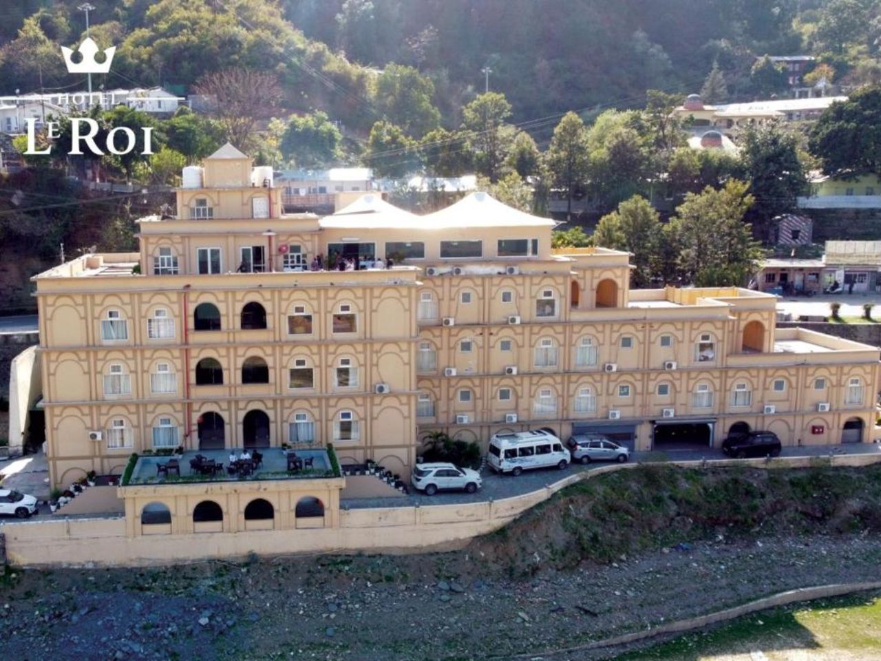 Hotel Le ROI Lake View, Koti in Tehri