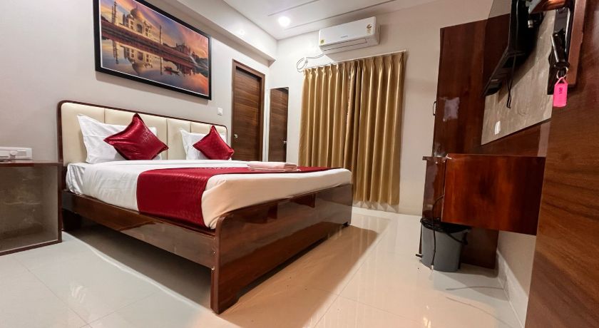 Theo Suites Hotel Madhapur in Hyderabad