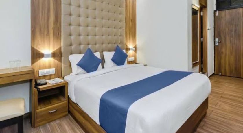 Hotel Cozy Inn in Mumbai
