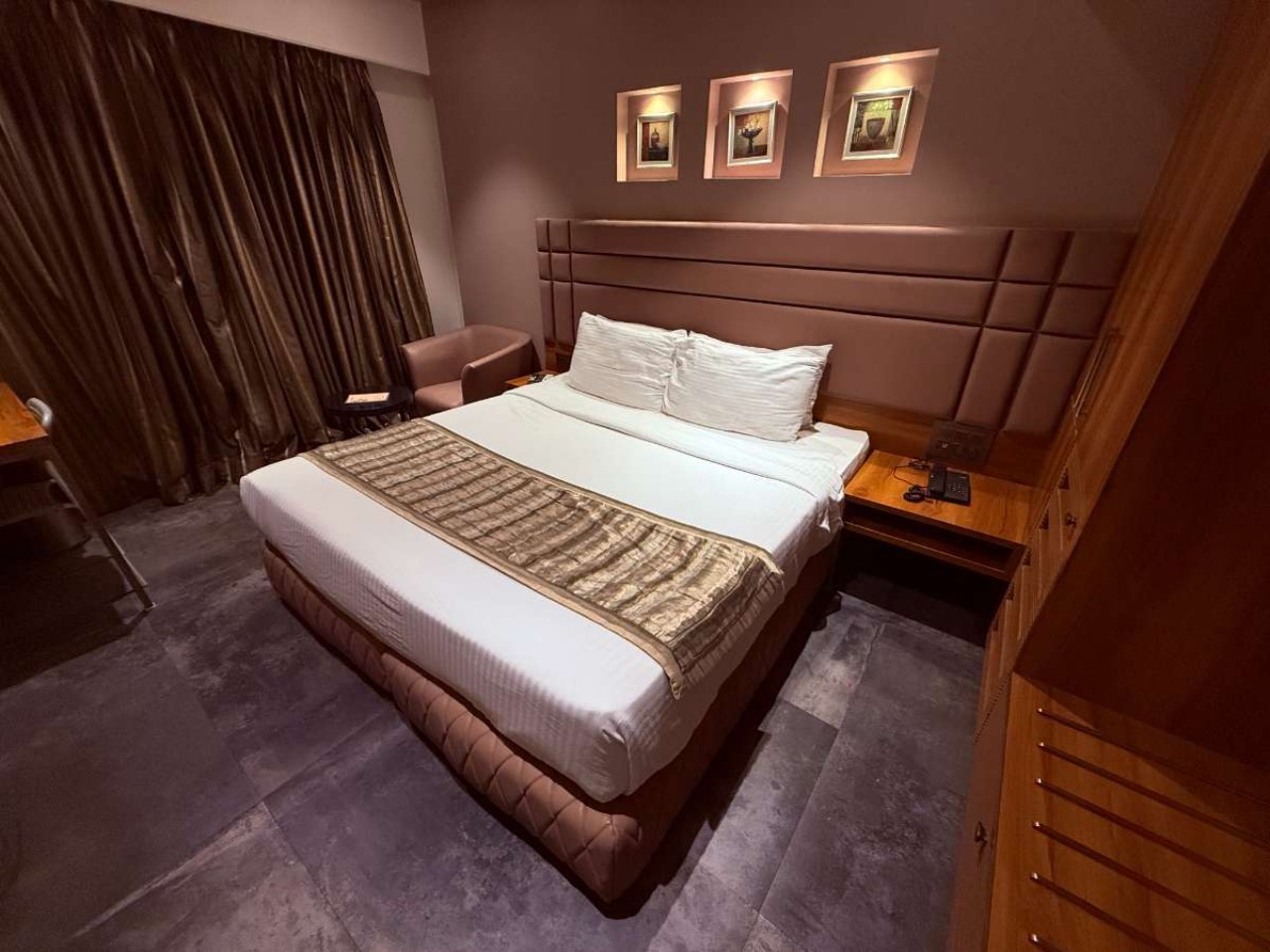 Hotel Varishtta in Navi Mumbai