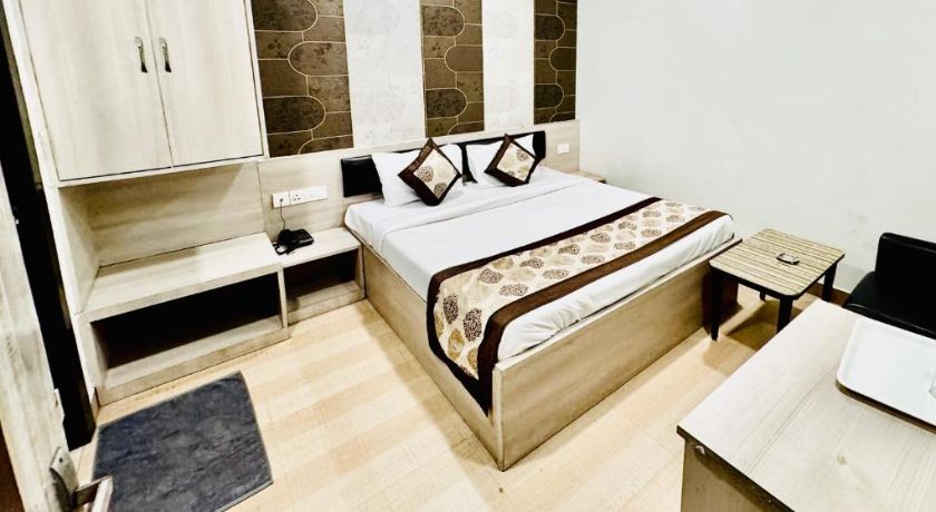 Hotel Majestic  in Lucknow