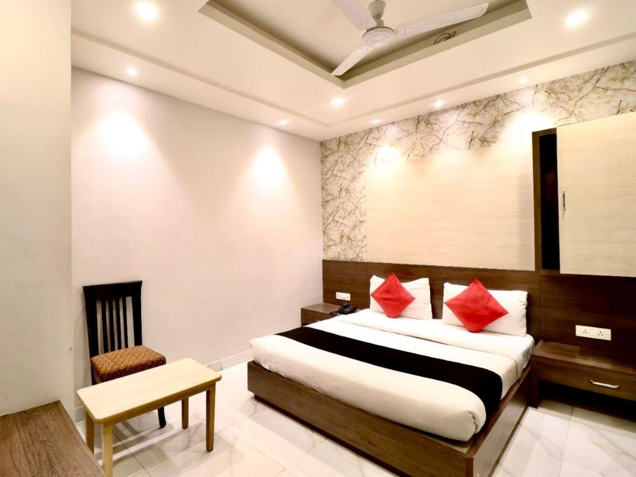 Hotel Megha in Lucknow