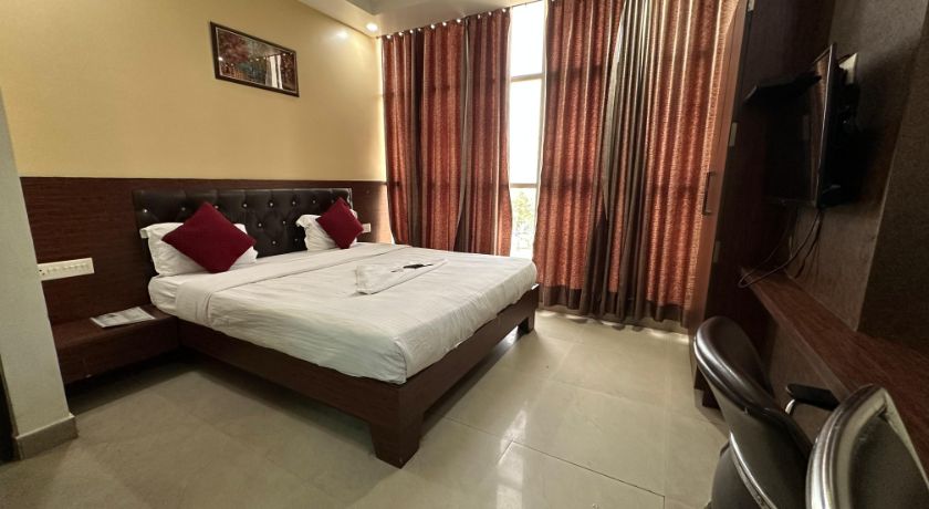 Hotel Oracle Inn in Lucknow