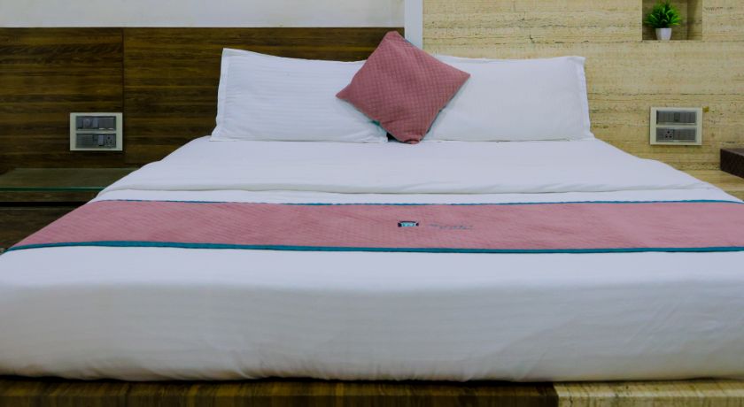 Pinaki Comfort Stay in Mumbai