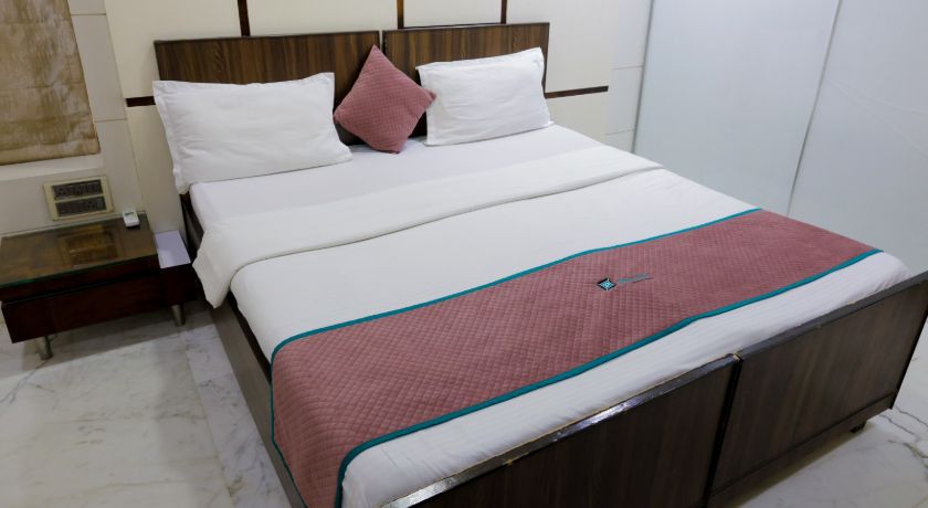 Pinaki Comfort Stay in Mumbai